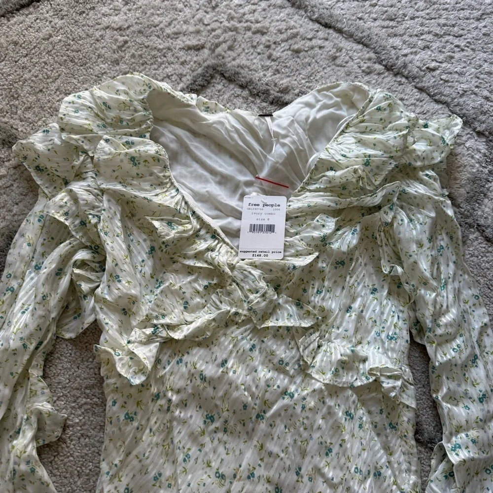 Free People Sweetest Thing Mini Dress sweet floral cream blue ruffle 8 new